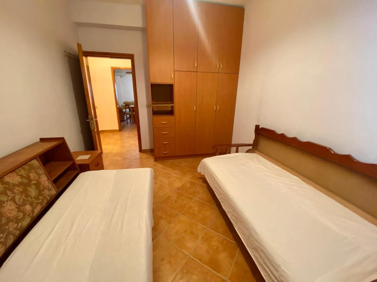 Family Apartments ซารานเดอ ภายนอก รูปภาพ